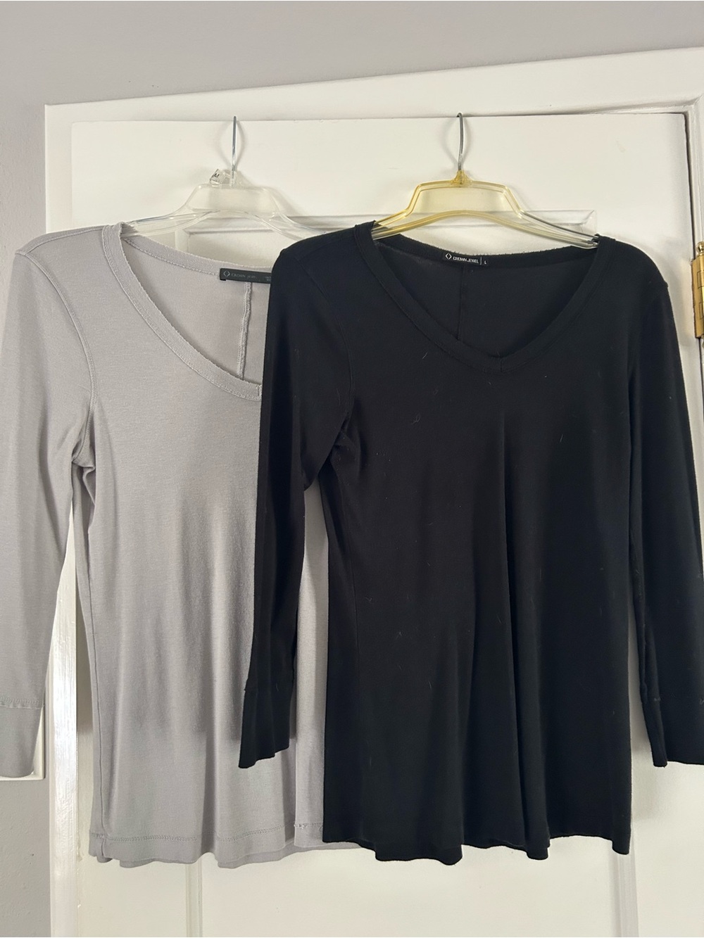 Two Crown Jewel Women’s Long Sleeve V-Neck Tee - Black and Light Gray